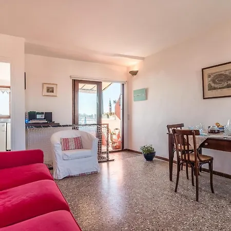 Arsenale Terrace On @venice Lagoon Apartment